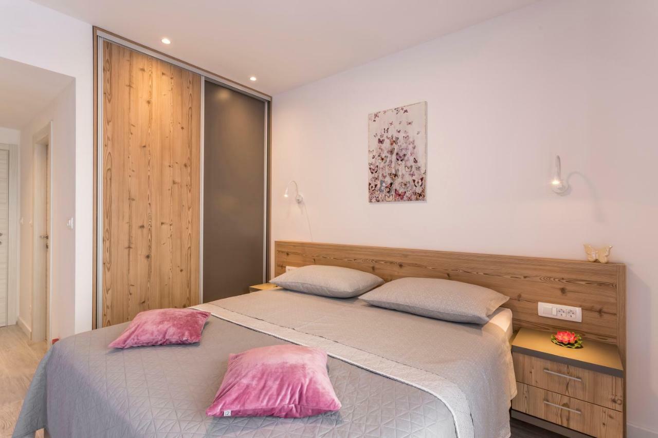 شقة بودْسْتغانا  في Apartman Nikola المظهر الخارجي الصورة